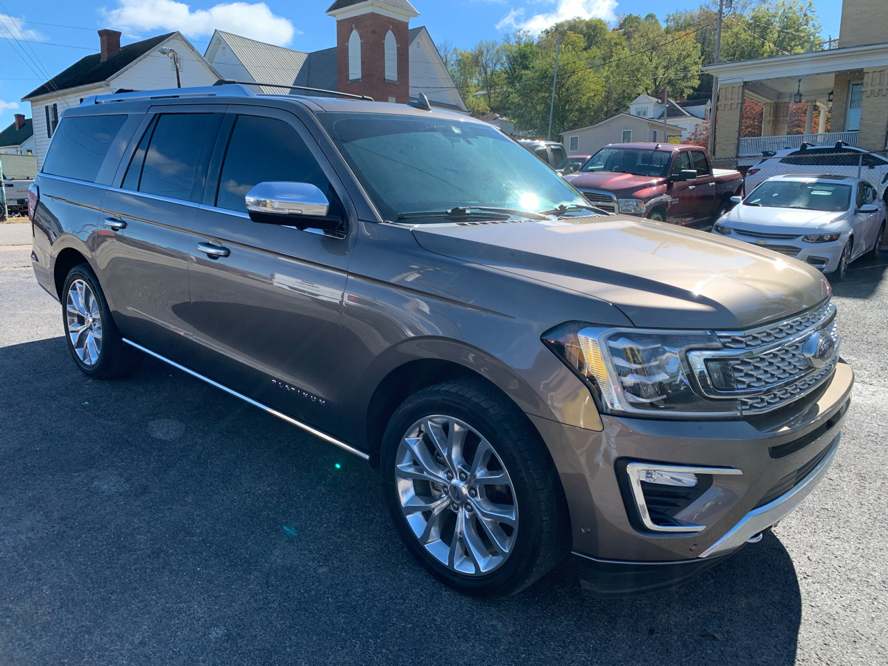 2018 Ford Expedition MAX Platinum photo 4