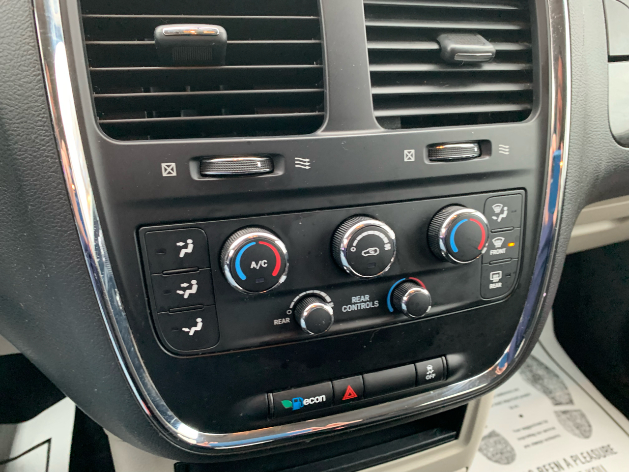 Dodge Grand Caravan SE 2018