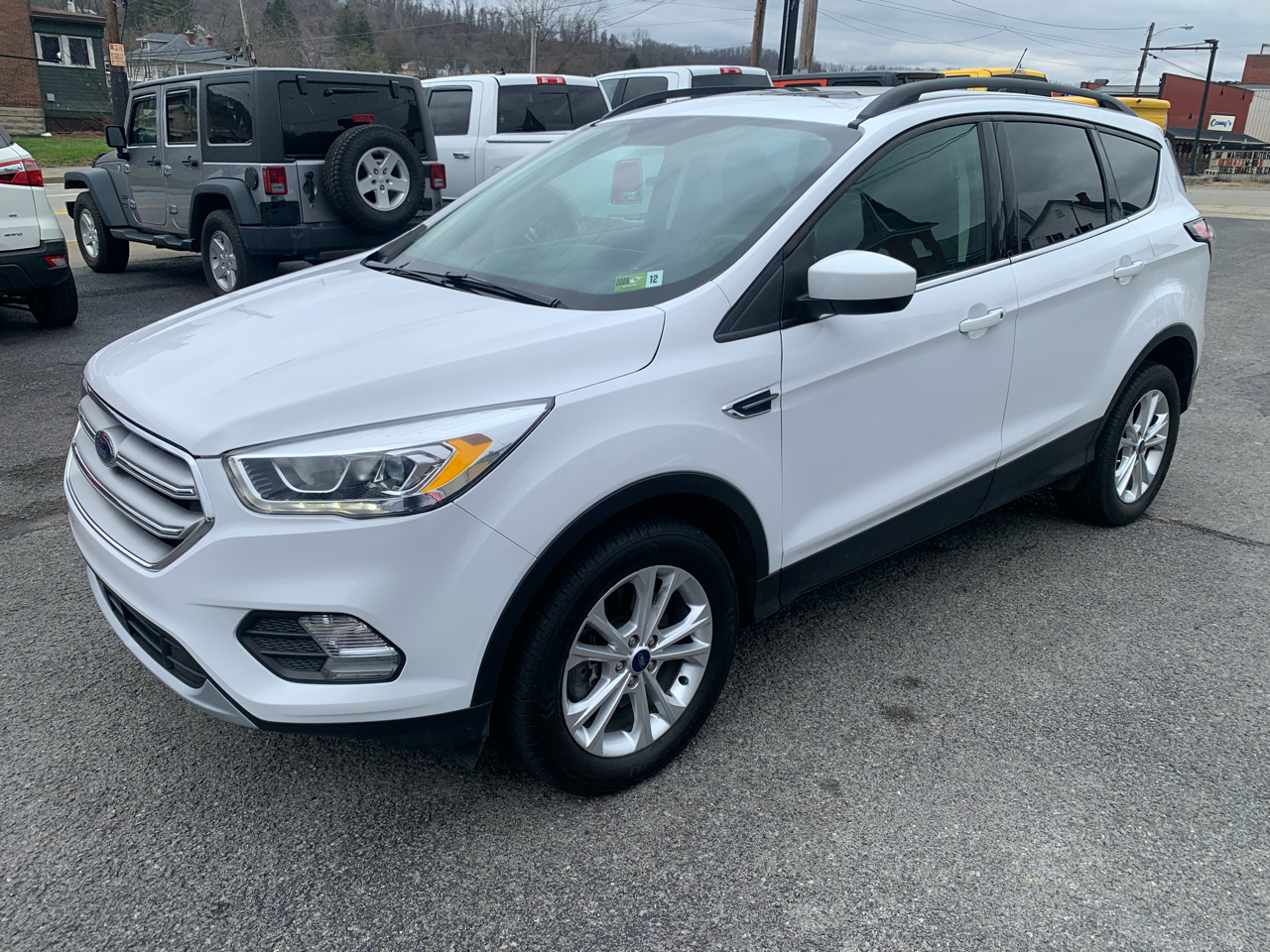 2018 Ford Escape SEL photo 2