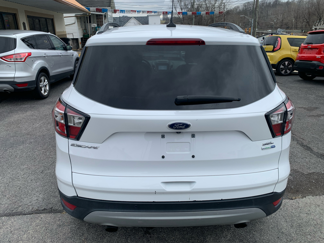 2018 Ford Escape SEL photo 4