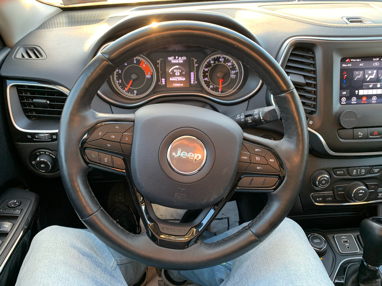 Jeep Cherokee Latitude Plus 4WD 2019