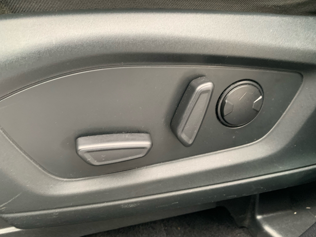 Ford Explorer XLT AWD 2020