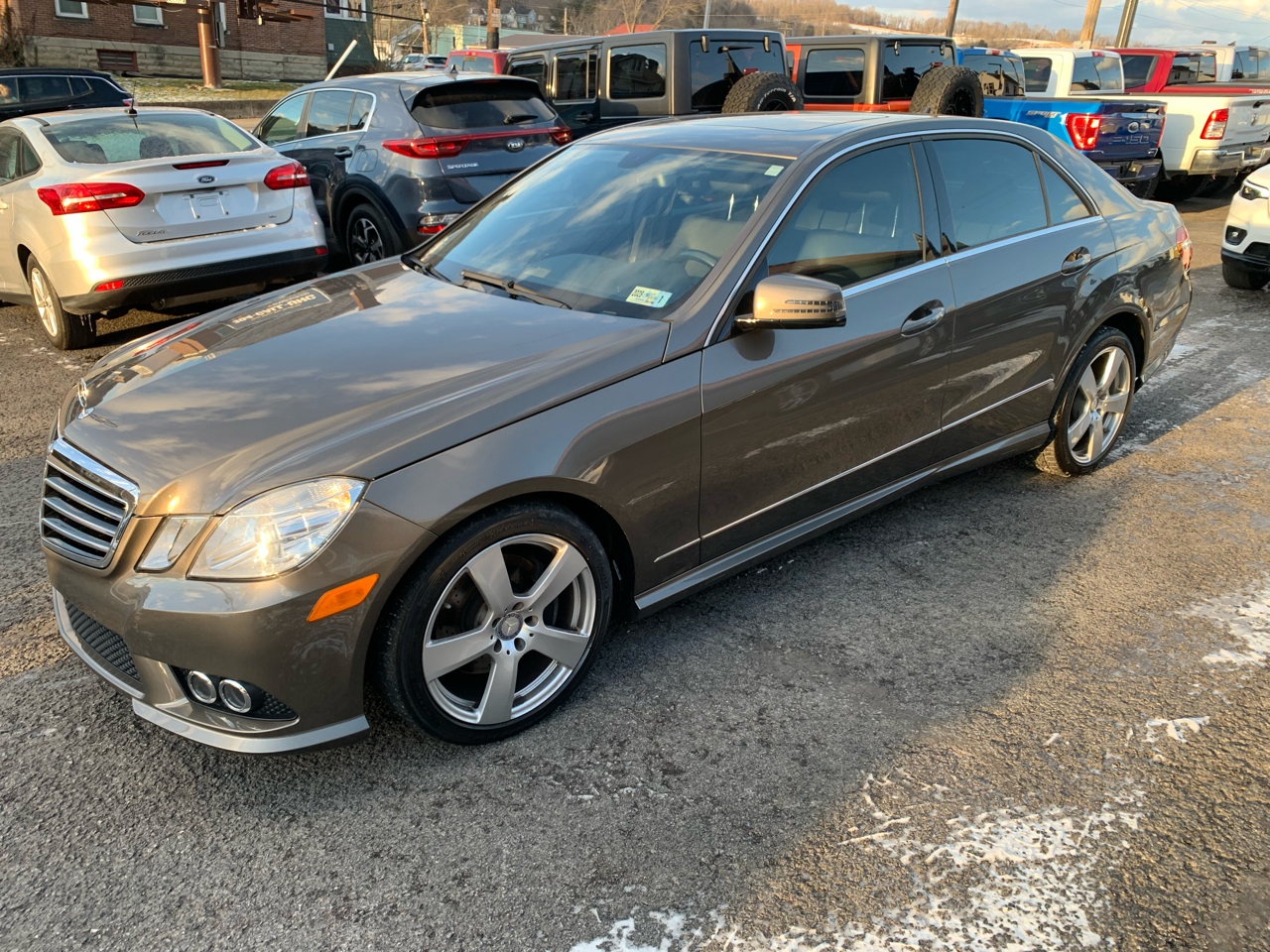 Mercedes-Benz E-Class E350 Sedan 4MATIC 2010