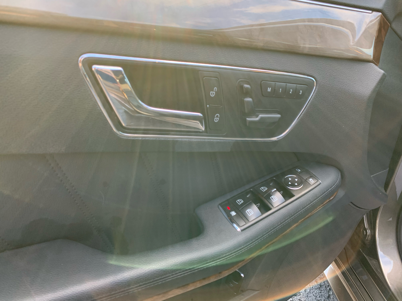 Mercedes-Benz E-Class E350 Sedan 4MATIC 2010