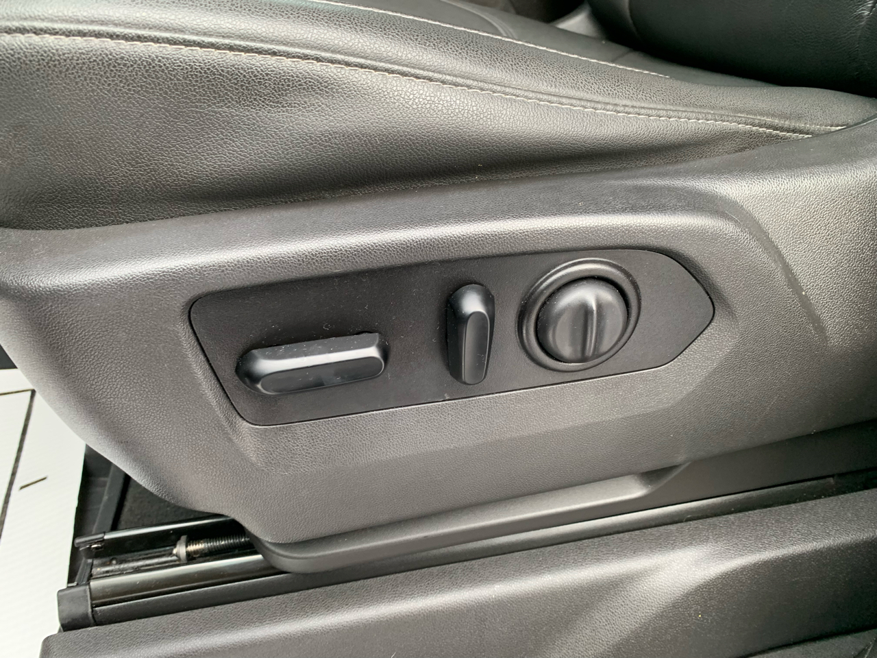 Chevrolet Silverado 1500 LT Trail Boss Crew Cab 4WD 2021