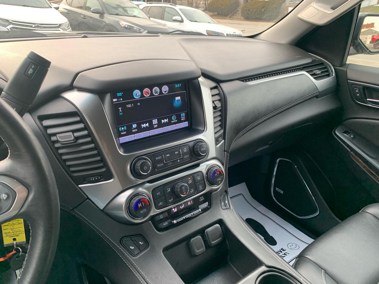 Chevrolet Suburban LT 4WD 2019