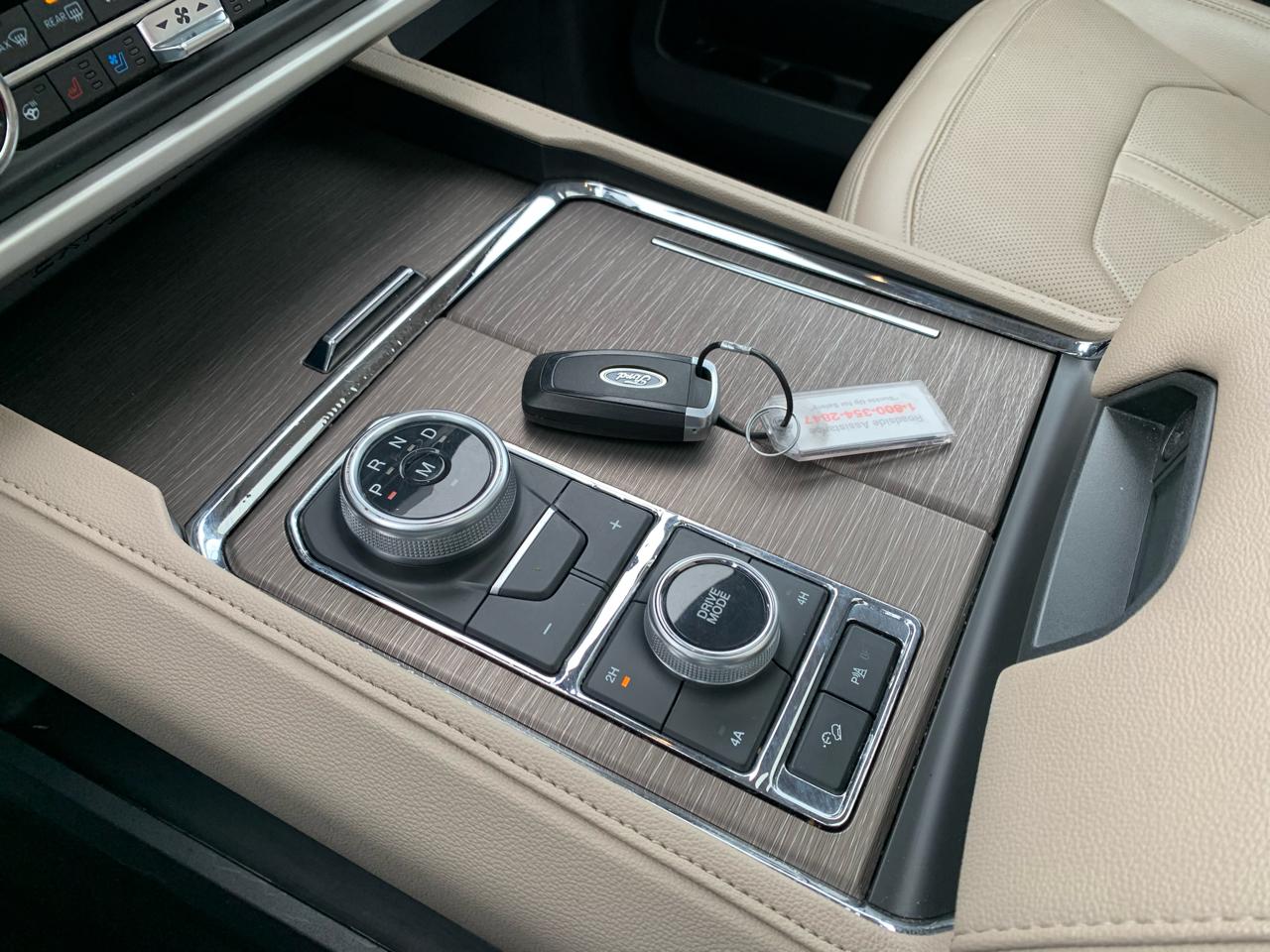 Ford Expedition MAX Limited 4WD 2024