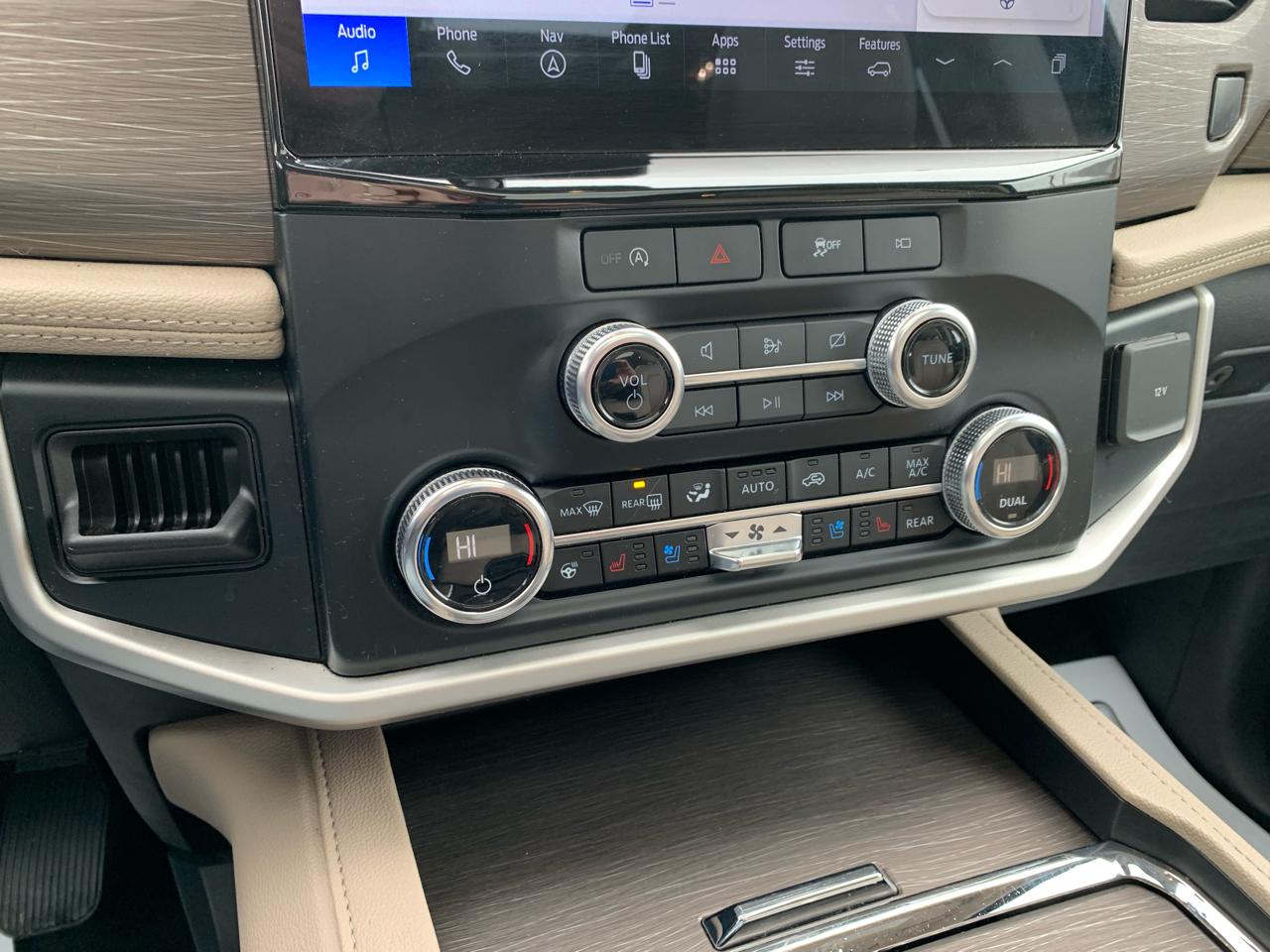 Ford Expedition MAX Limited 4WD 2024