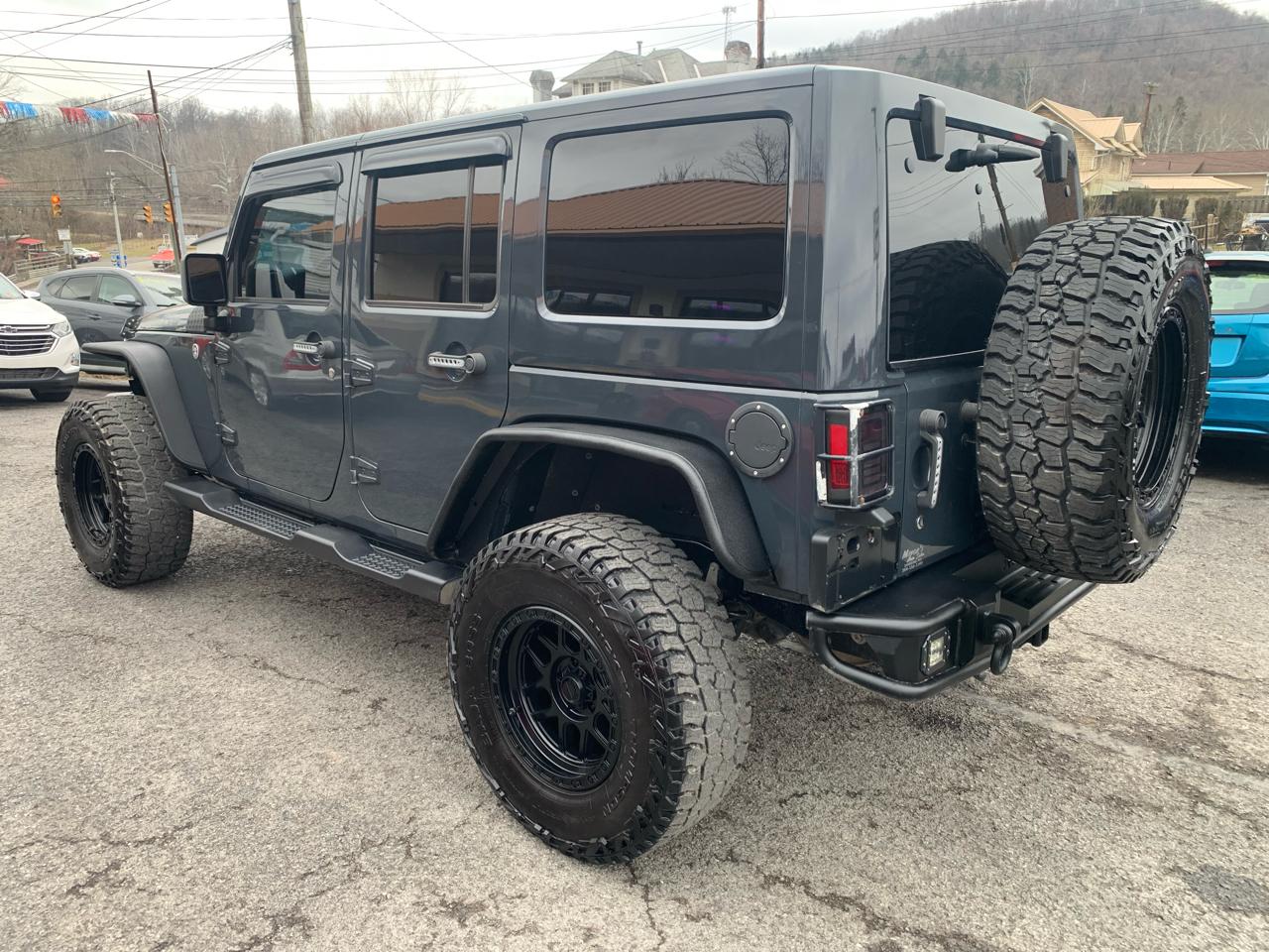 Jeep Wrangler Unlimited Sport 4WD 2017