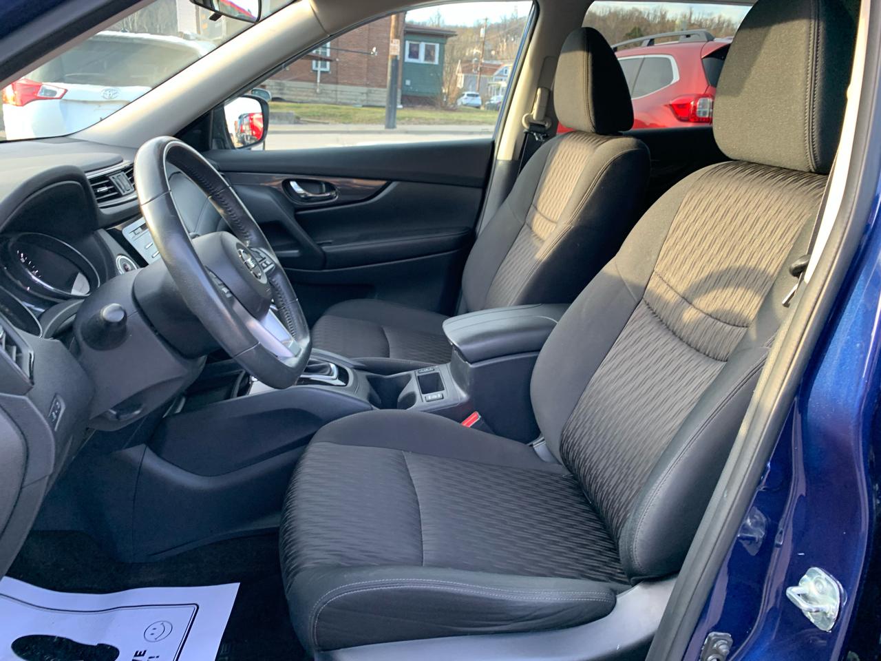 Nissan Rogue SV AWD 2017