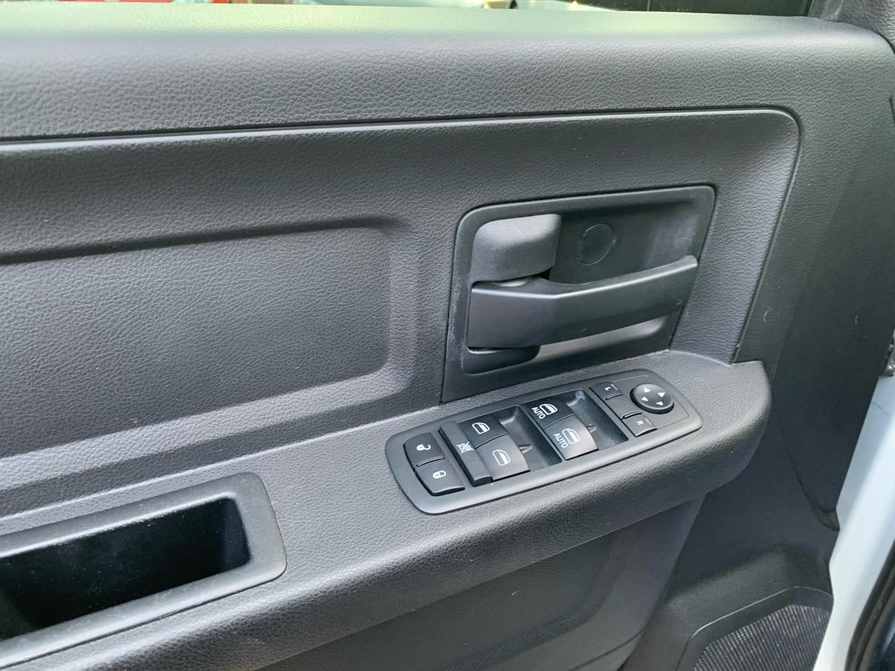 RAM 2500 Tradesman Crew Cab SWB 4WD 2018