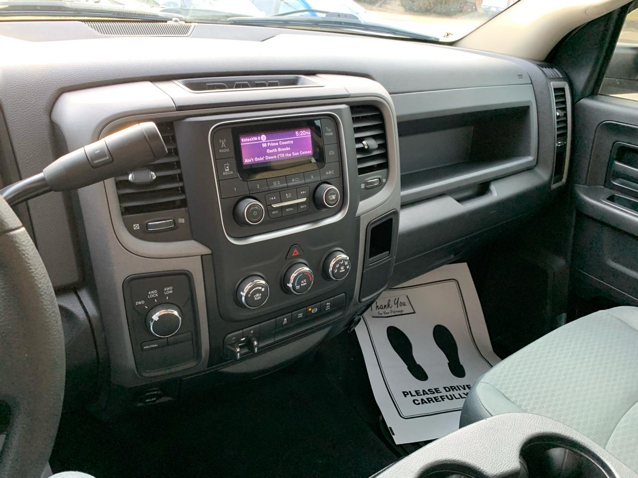 RAM 2500 Tradesman Crew Cab SWB 4WD 2018