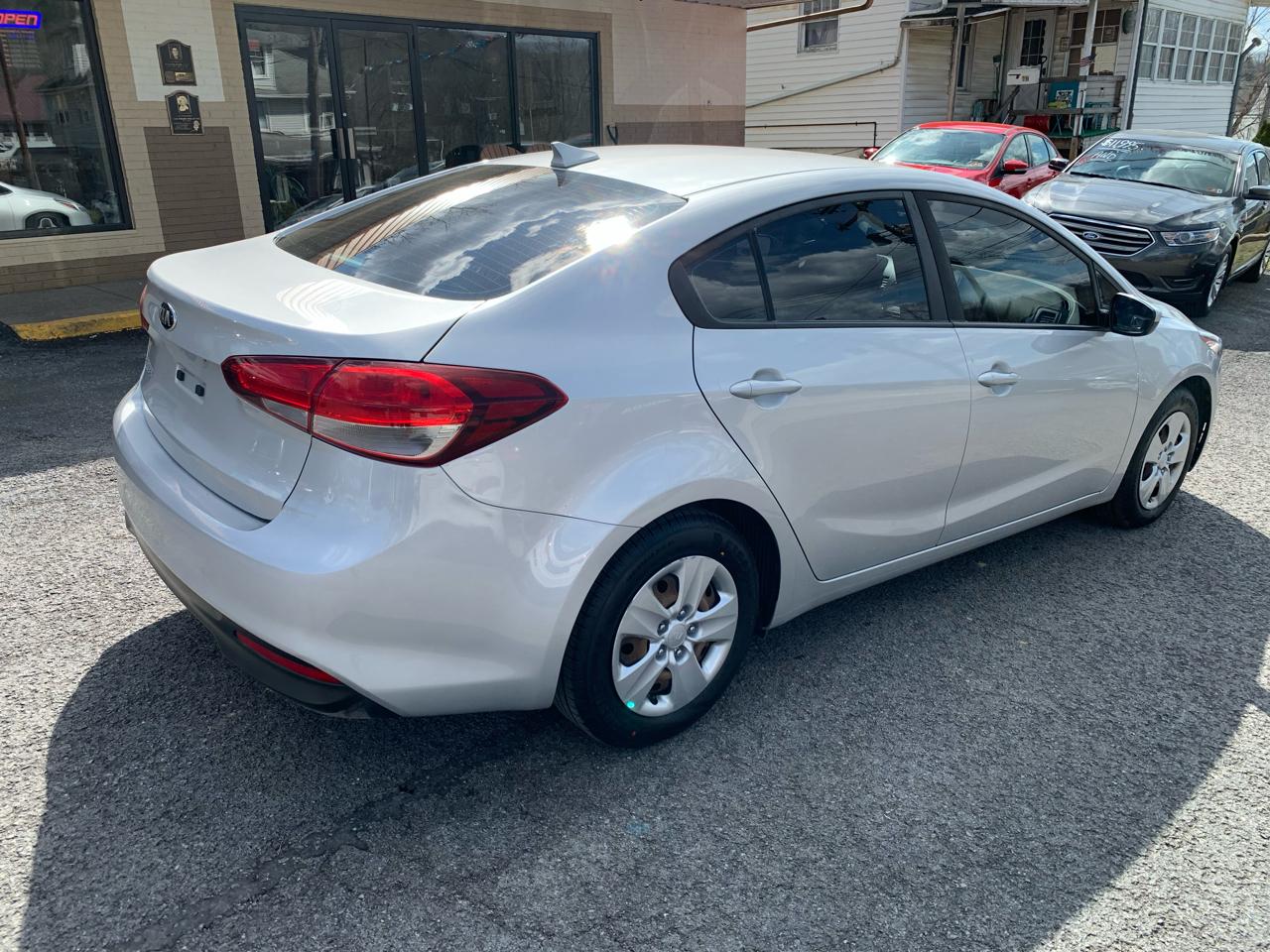 Kia Forte LX 6A 2018