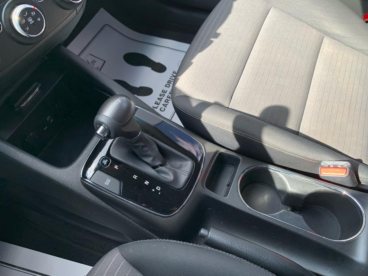 Kia Forte LX 6A 2018