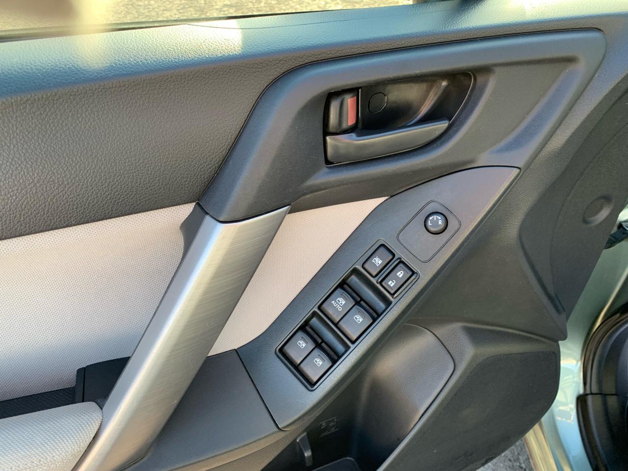 Subaru Forester 2.5i Premium 2015