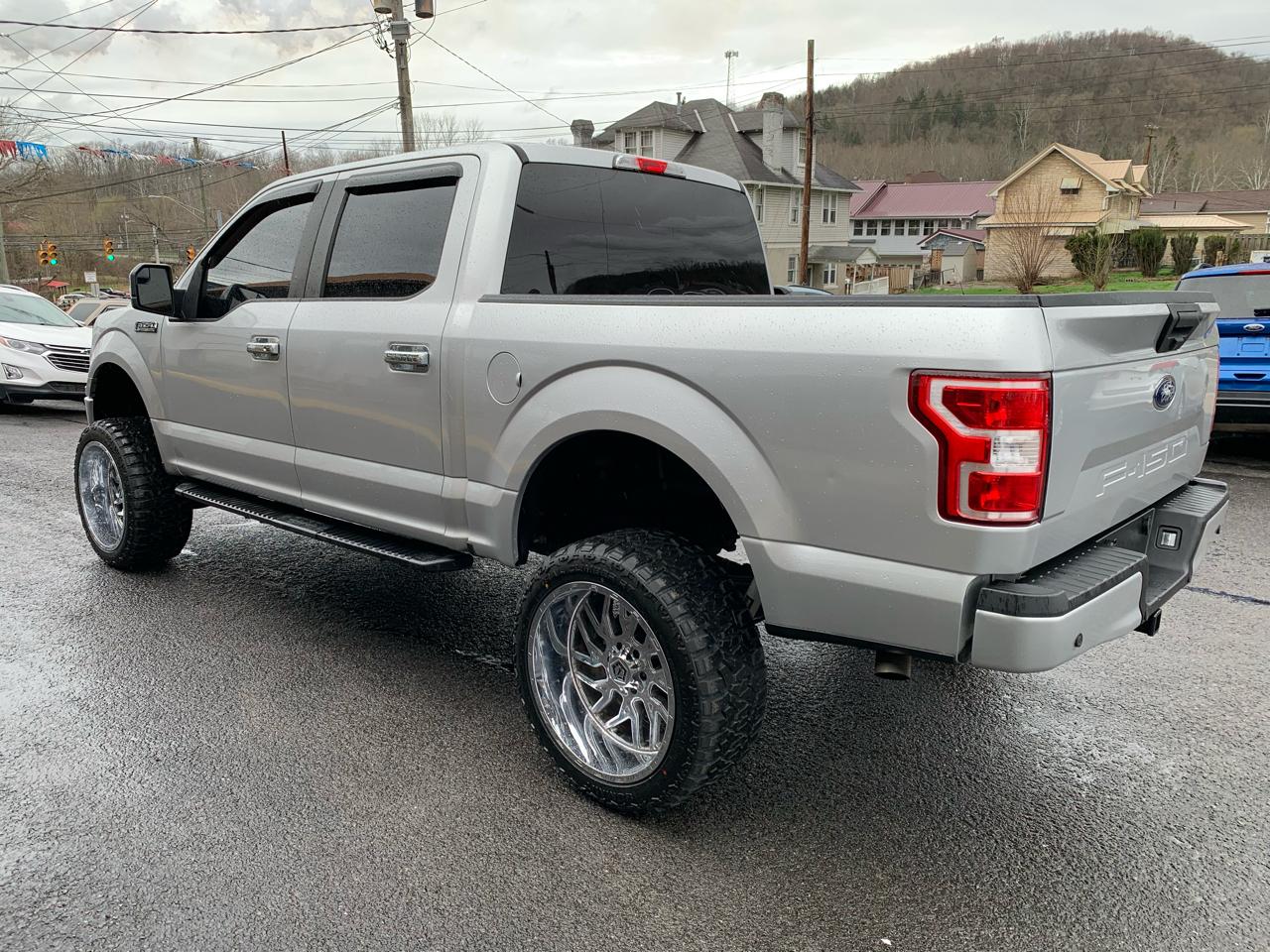 Ford F-150 XL SuperCrew 5.5-ft. Bed 4WD 2019