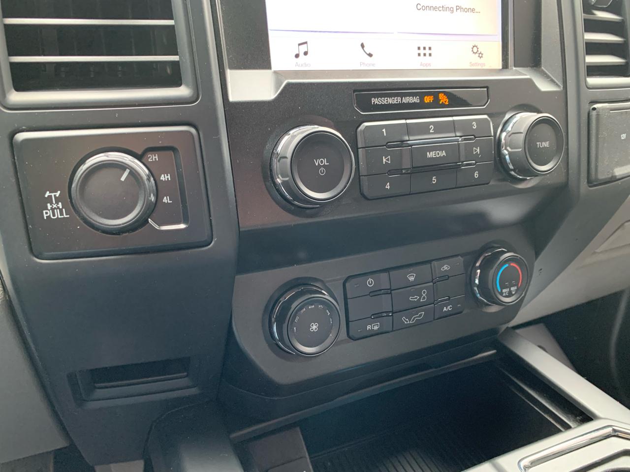 Ford F-150 XL SuperCrew 5.5-ft. Bed 4WD 2019