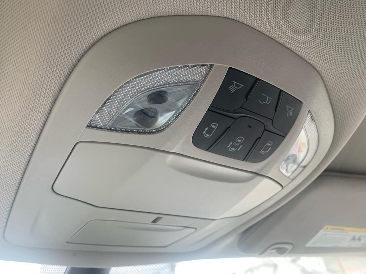 Chrysler Pacifica Touring L 2023