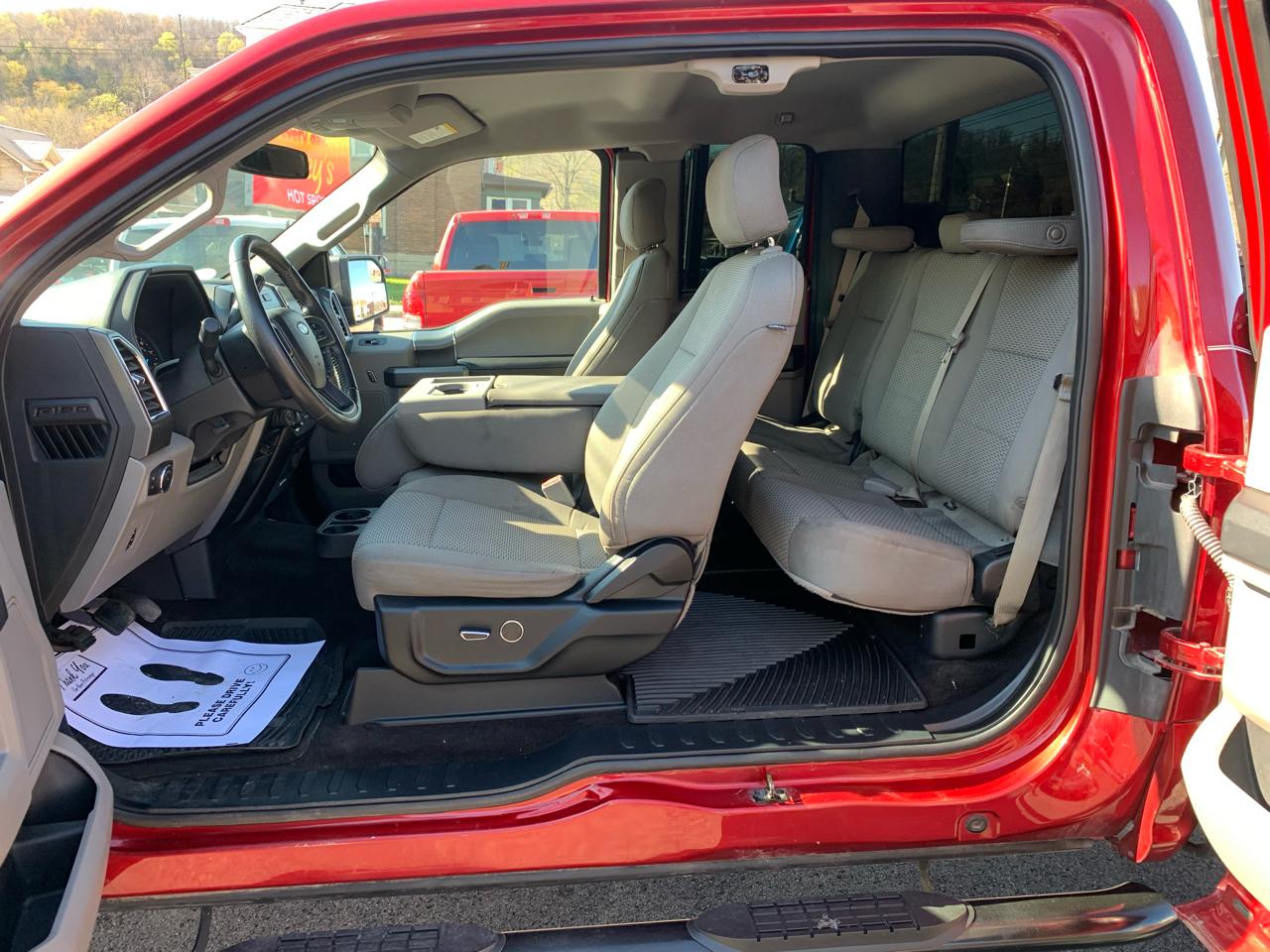 Ford F-150 XLT SuperCab 6.5-ft. Bed 4WD 2017