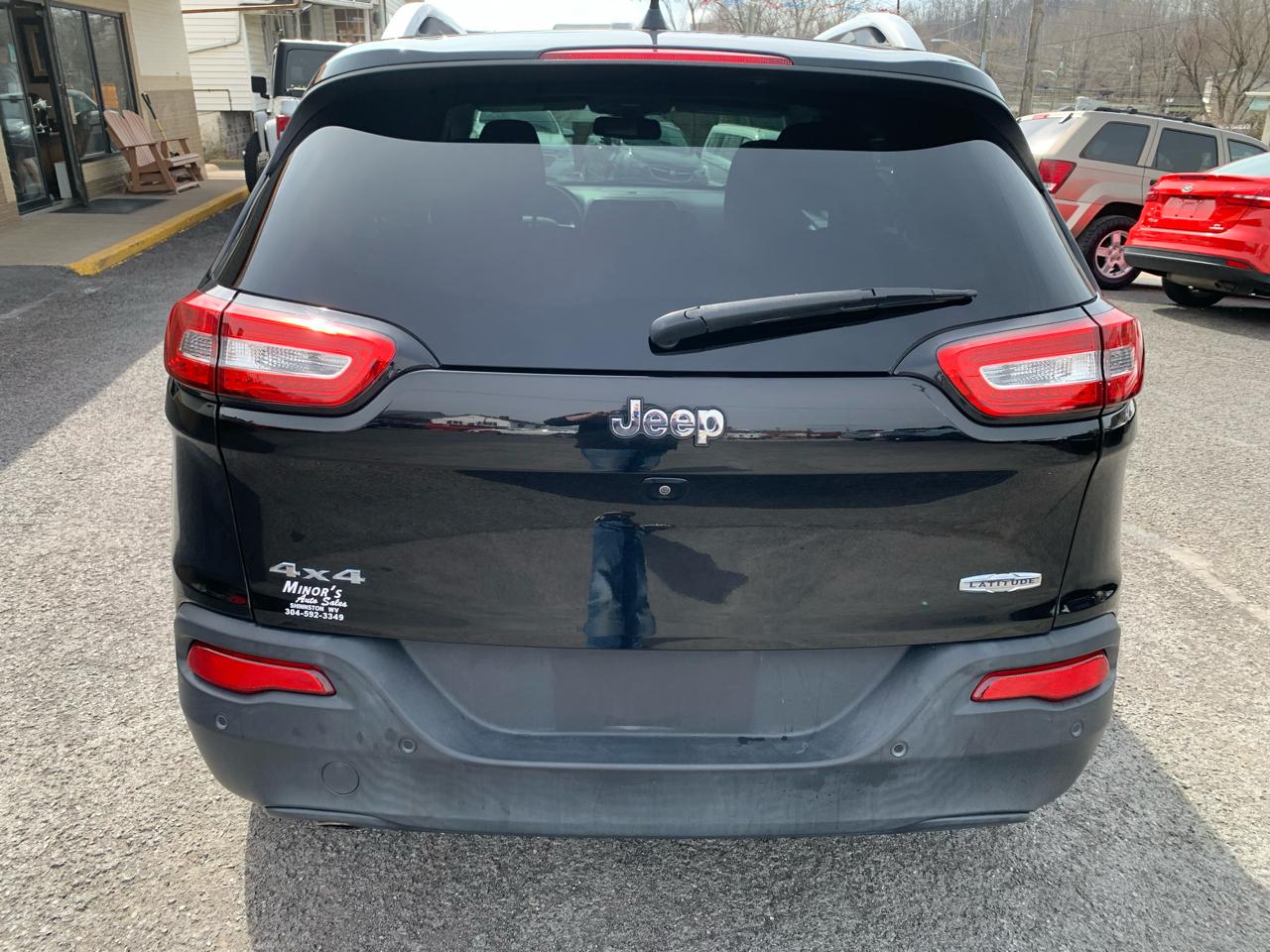 Jeep Cherokee Latitude 4WD 2017