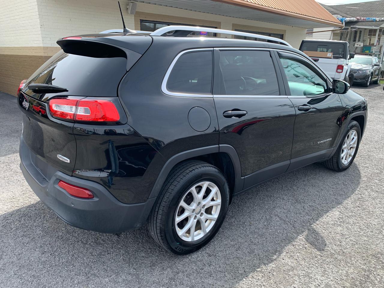 Jeep Cherokee Latitude 4WD 2017