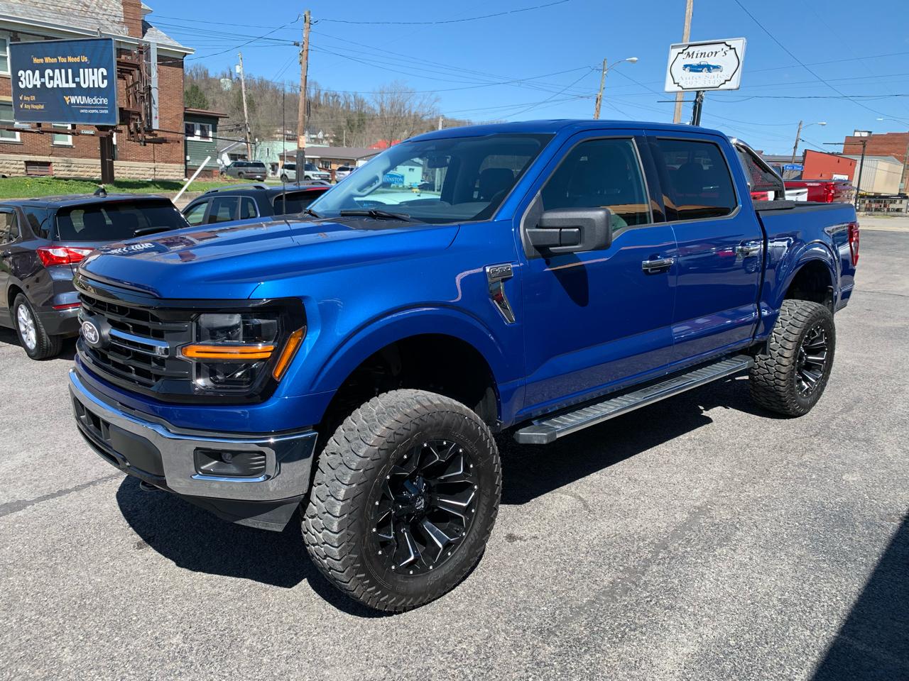 Ford F-150 XLT SuperCrew 4WD 2025