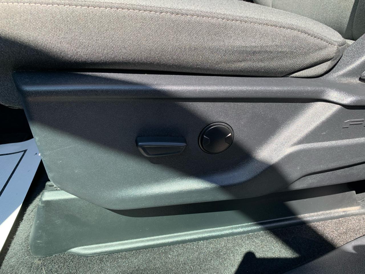 Ford F-150 XLT SuperCrew 4WD 2025