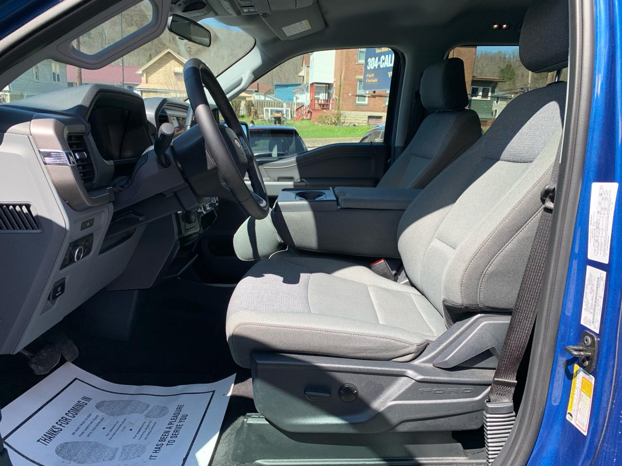 Ford F-150 XLT SuperCrew 4WD 2025