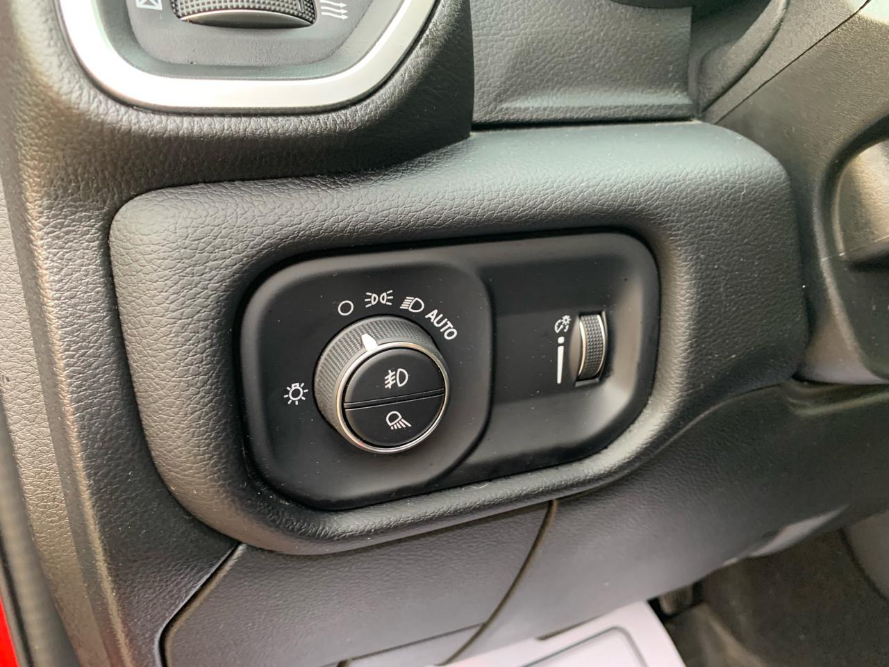 RAM 2500 Big Horn Crew Cab 4WD SWB 2024