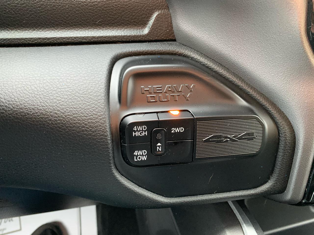 RAM 2500 Big Horn Crew Cab 4WD SWB 2024