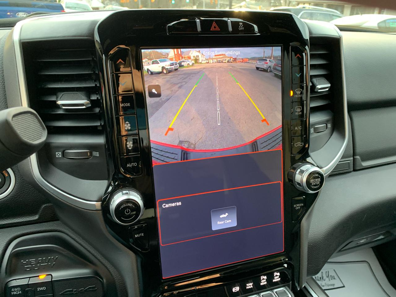 RAM 2500 Big Horn Crew Cab 4WD SWB 2024