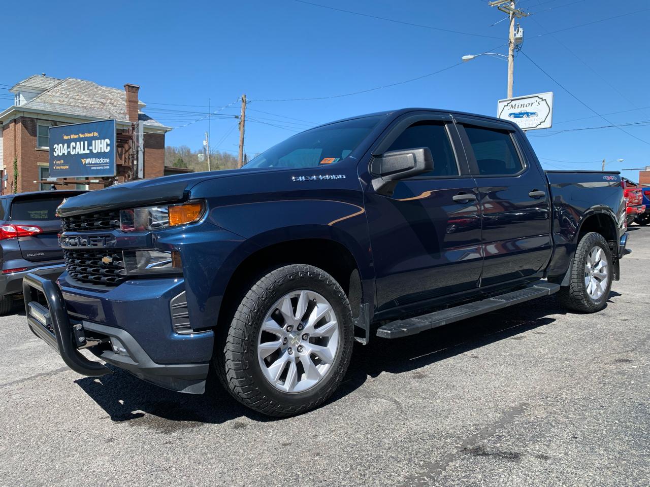 2019 Chevrolet Silverado 1500 Custom Crew Cab Short Box 4WD