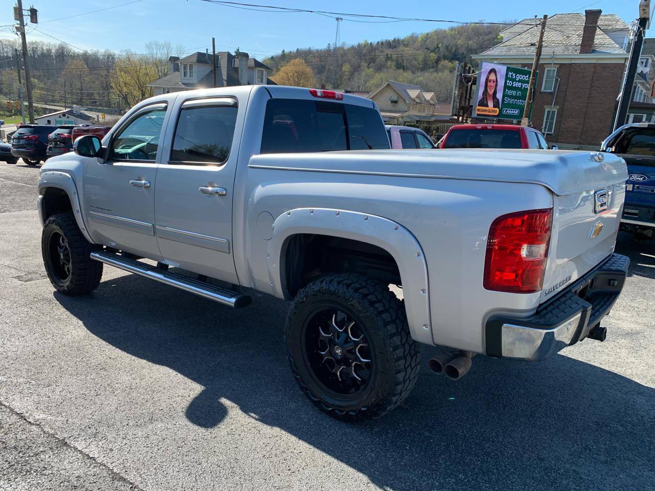 Chevrolet Silverado 1500 LTZ Crew Cab 4WD 2013