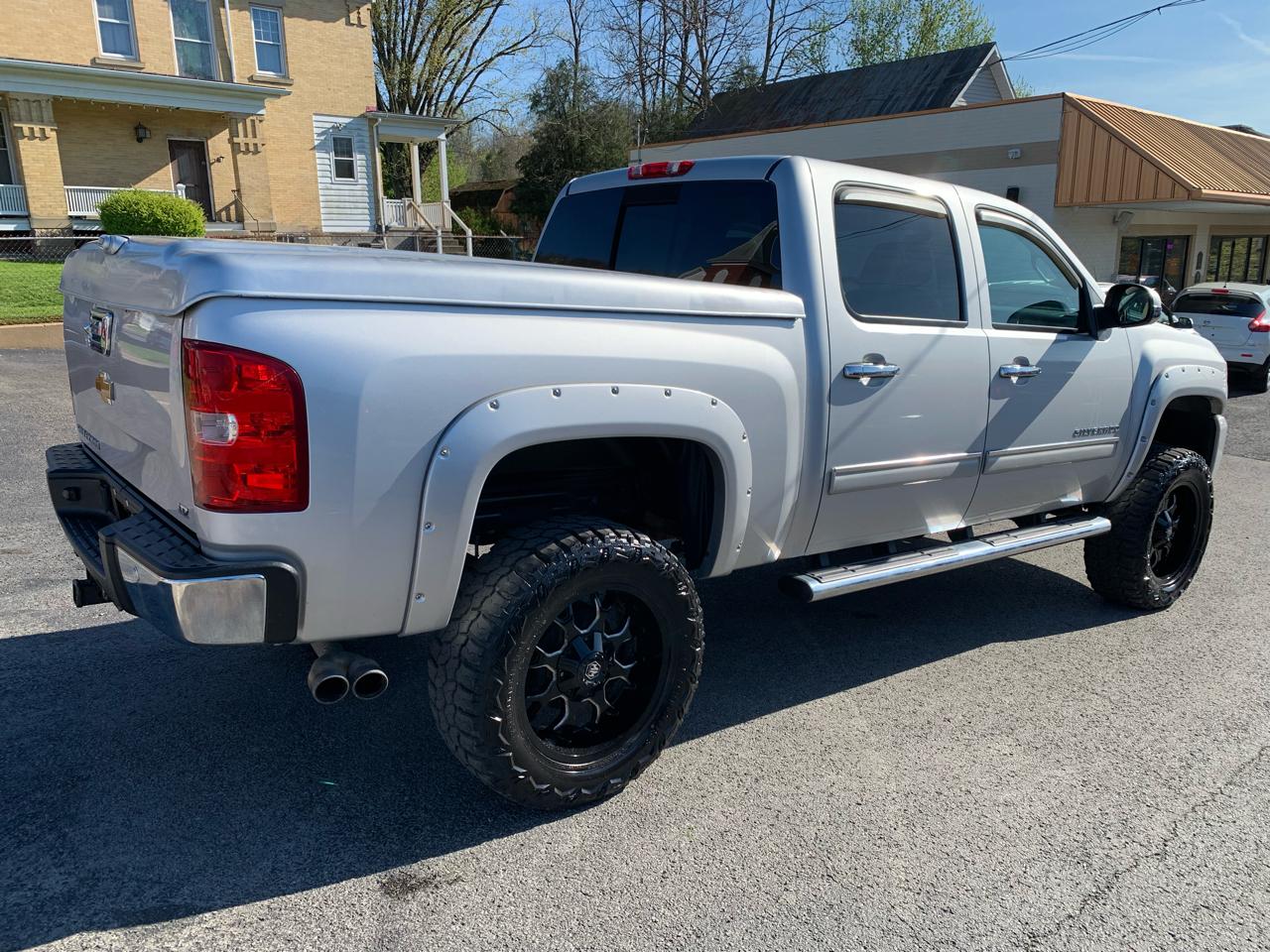 Chevrolet Silverado 1500 LTZ Crew Cab 4WD 2013
