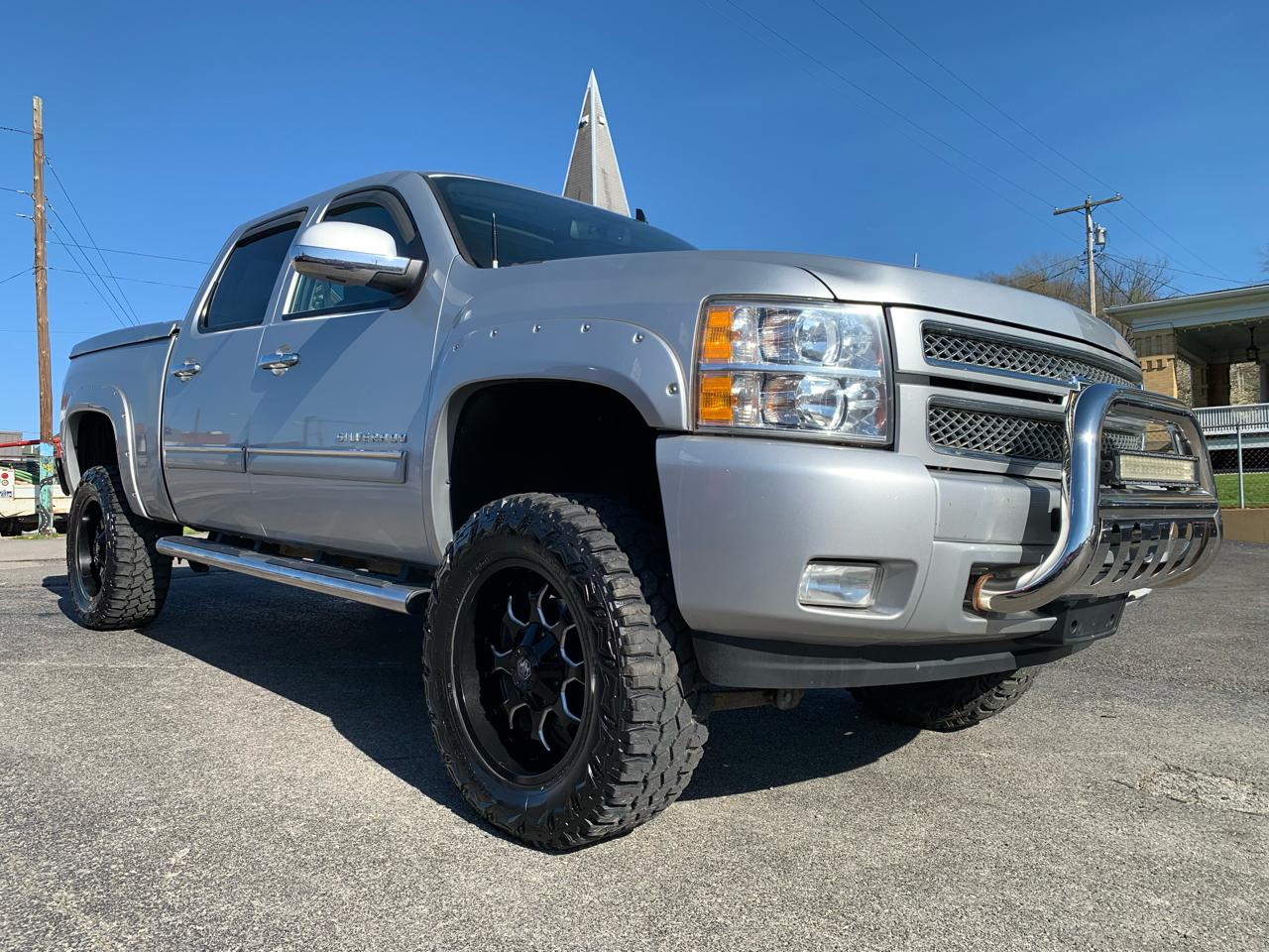 Chevrolet Silverado 1500 LTZ Crew Cab 4WD 2013