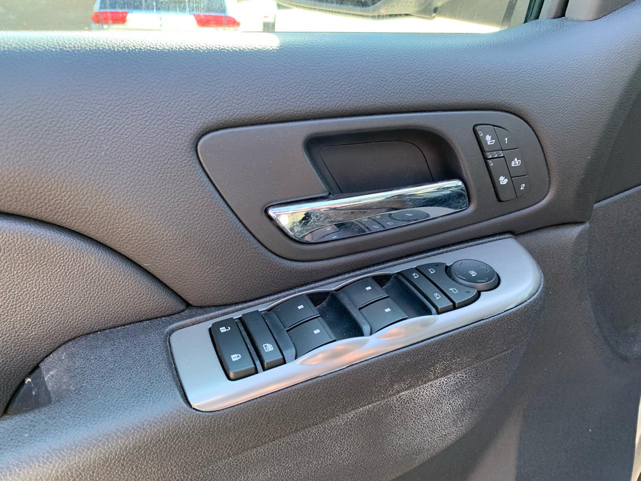 Chevrolet Silverado 1500 LTZ Crew Cab 4WD 2013