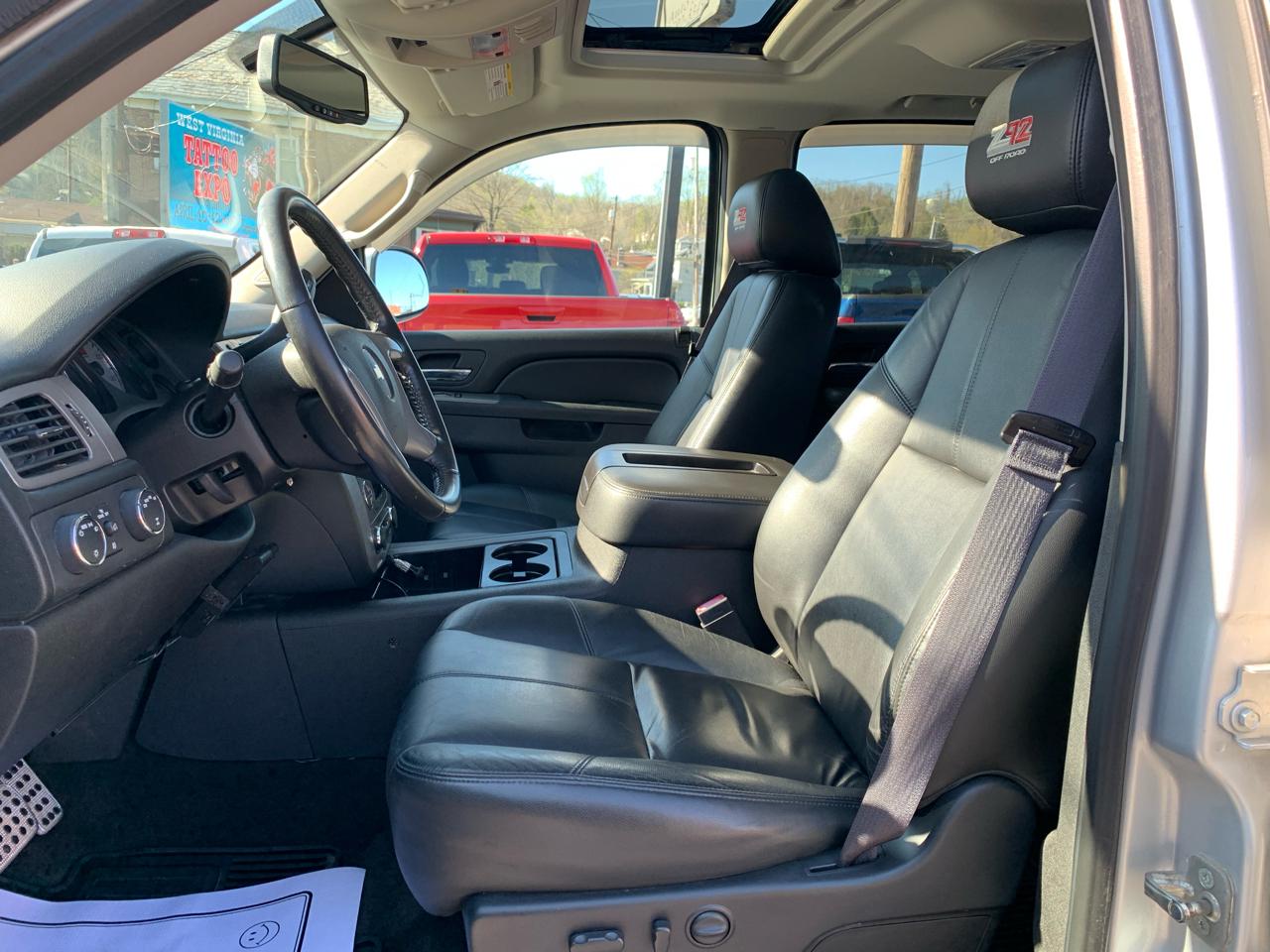 Chevrolet Silverado 1500 LTZ Crew Cab 4WD 2013