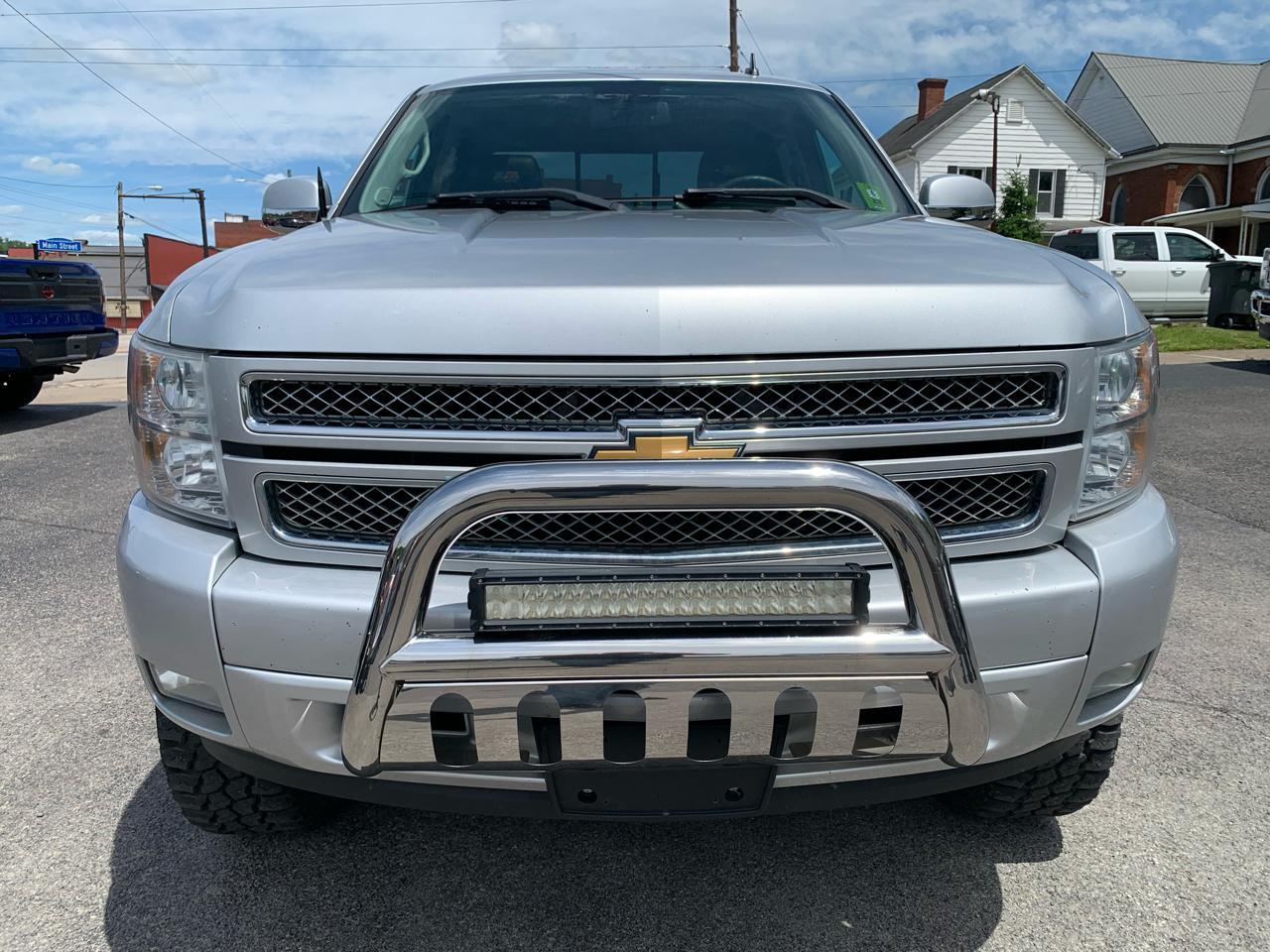 Chevrolet Silverado 1500 LTZ Crew Cab 4WD 2013