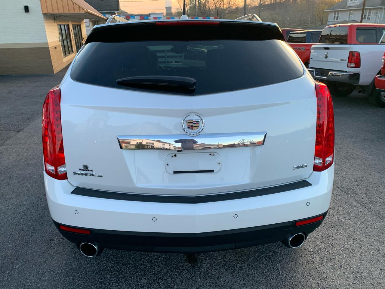 Cadillac SRX Performance AWD 2012