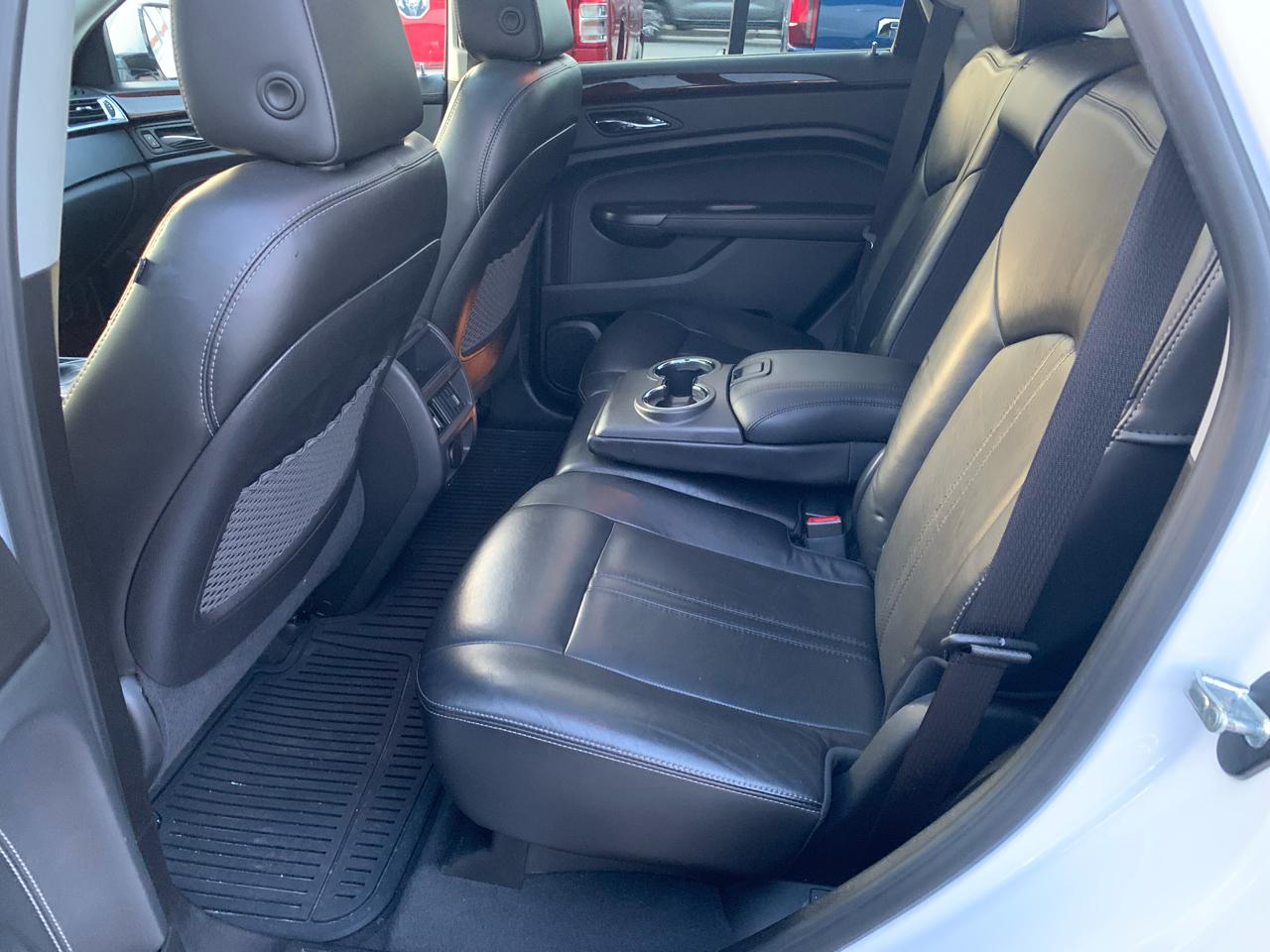 Cadillac SRX Performance AWD 2012