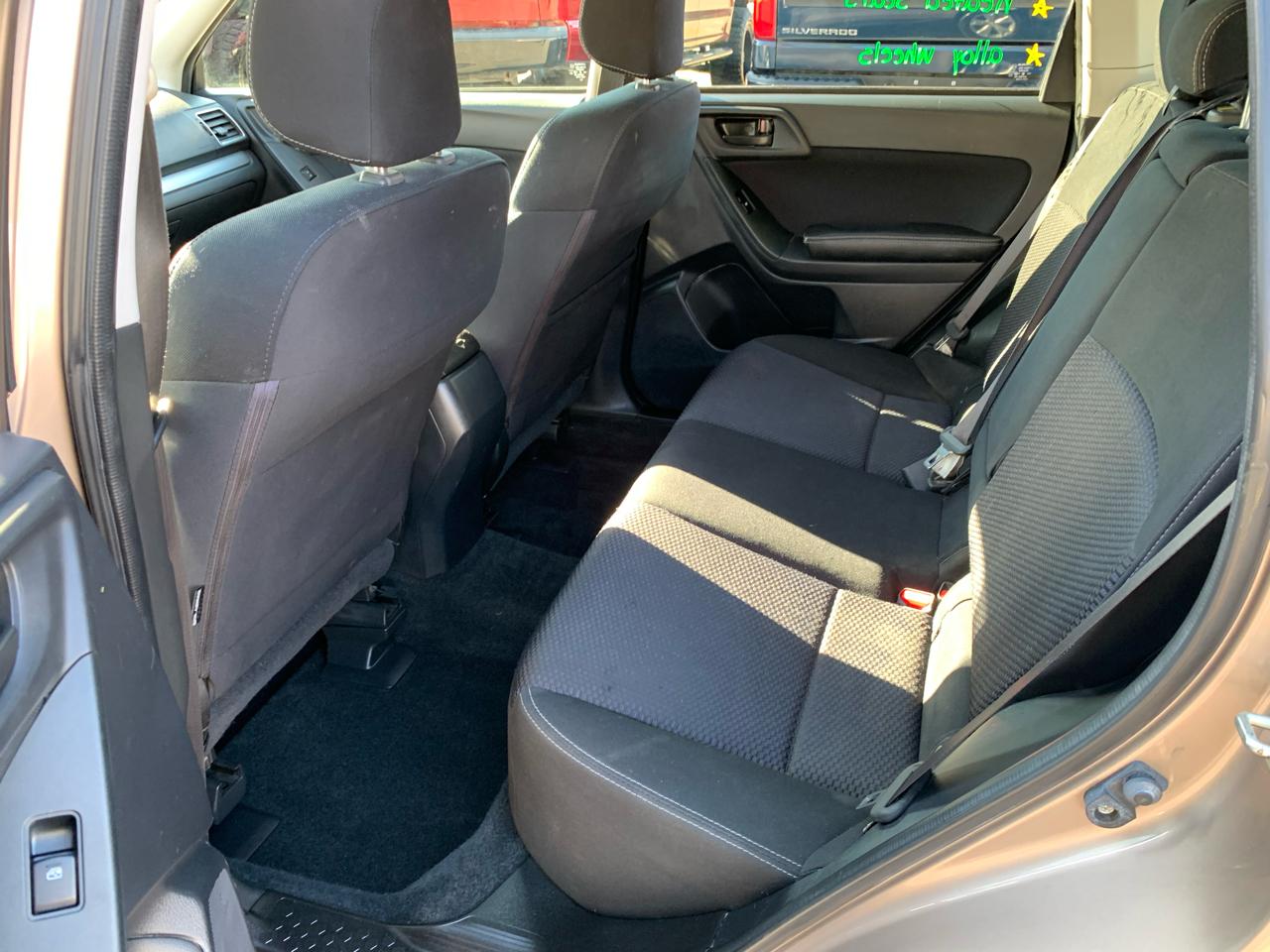 Subaru Forester 2.5i Premium PZEV CVT 2016