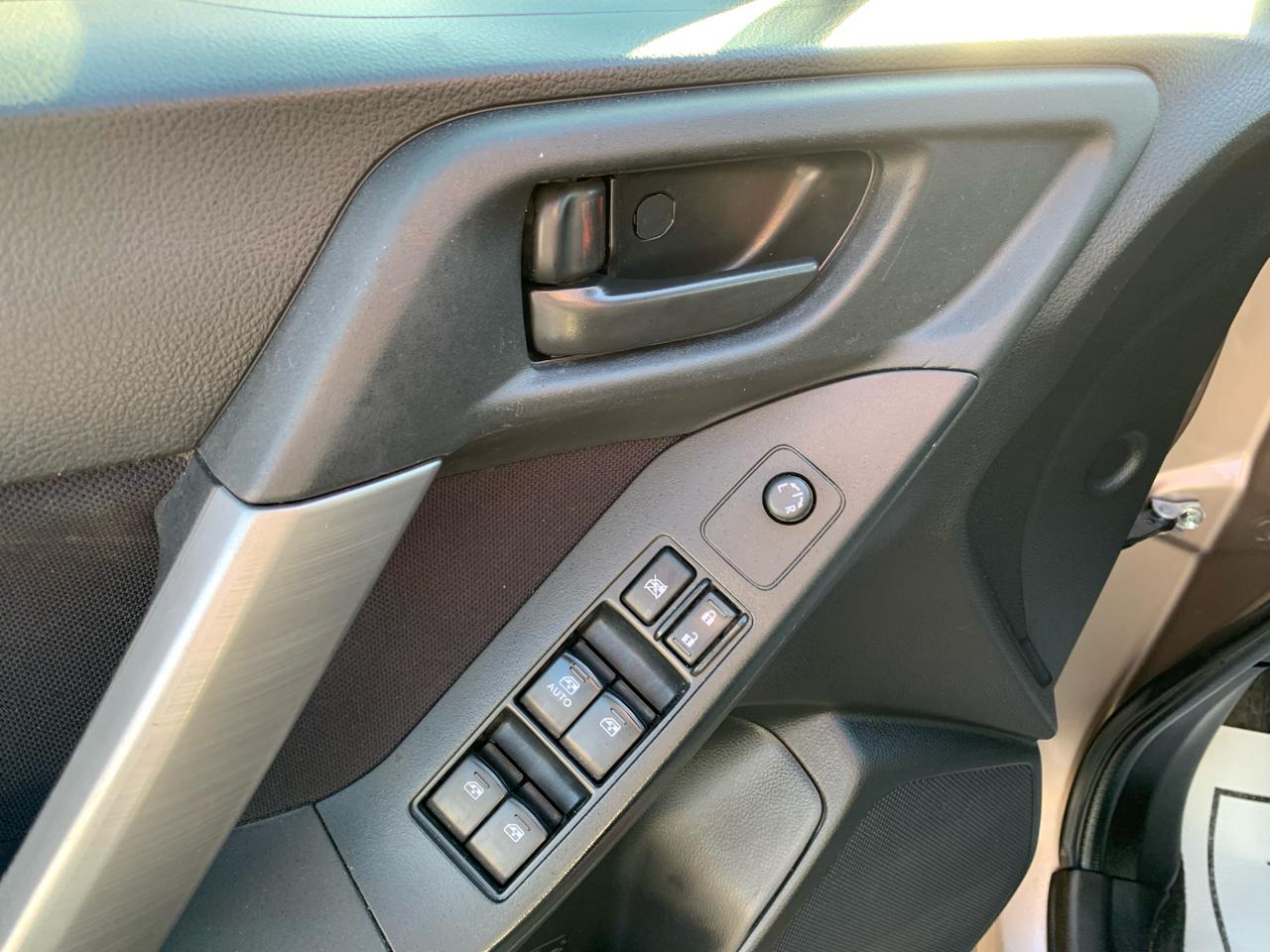 Subaru Forester 2.5i Premium PZEV CVT 2016