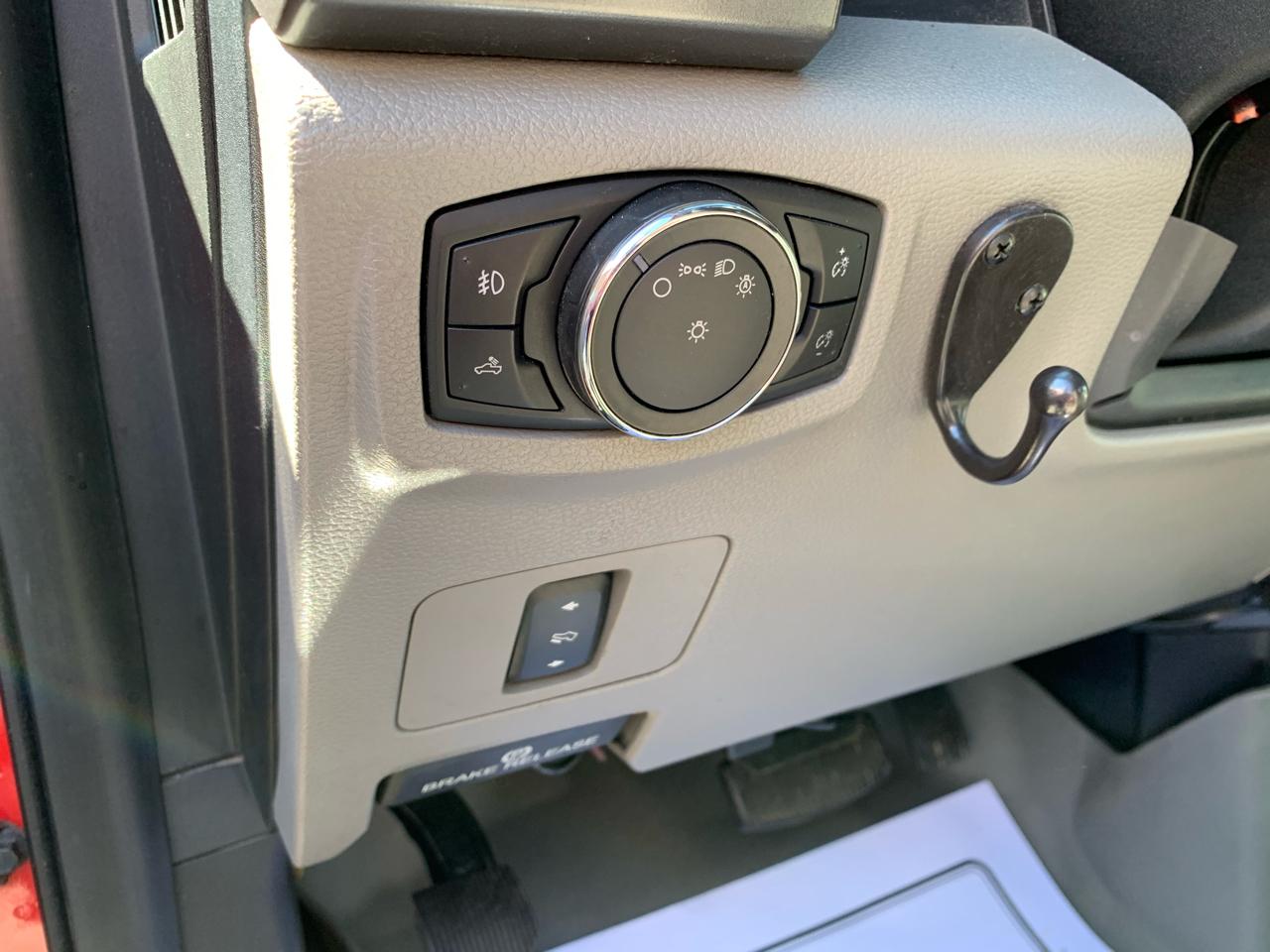 Ford F-350 SD FX4 Crew Cab 4WD 2017