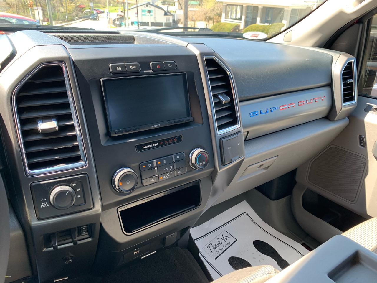 Ford F-350 SD FX4 Crew Cab 4WD 2017