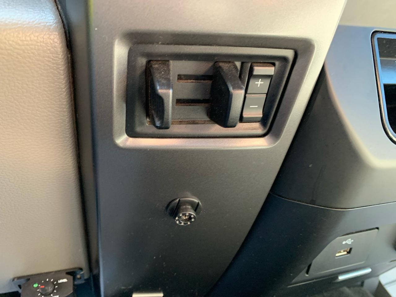 Ford F-350 SD FX4 Crew Cab 4WD 2017