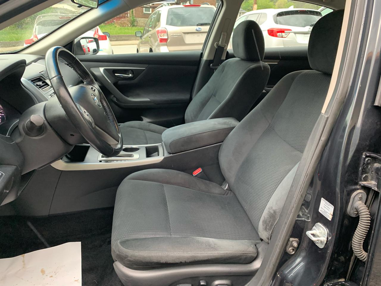 Nissan Altima 2.5 SV 2015