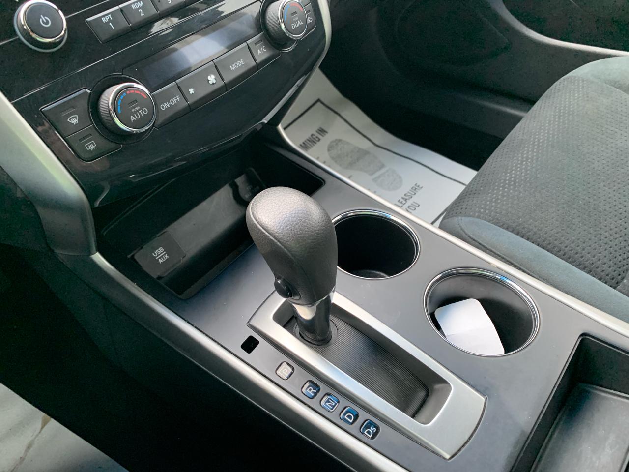 Nissan Altima 2.5 SV 2015