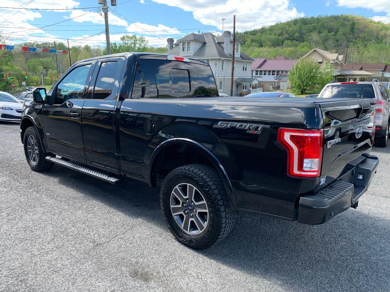 Ford F-150 XLT SuperCab 6.5-ft. Bed 4WD 2017