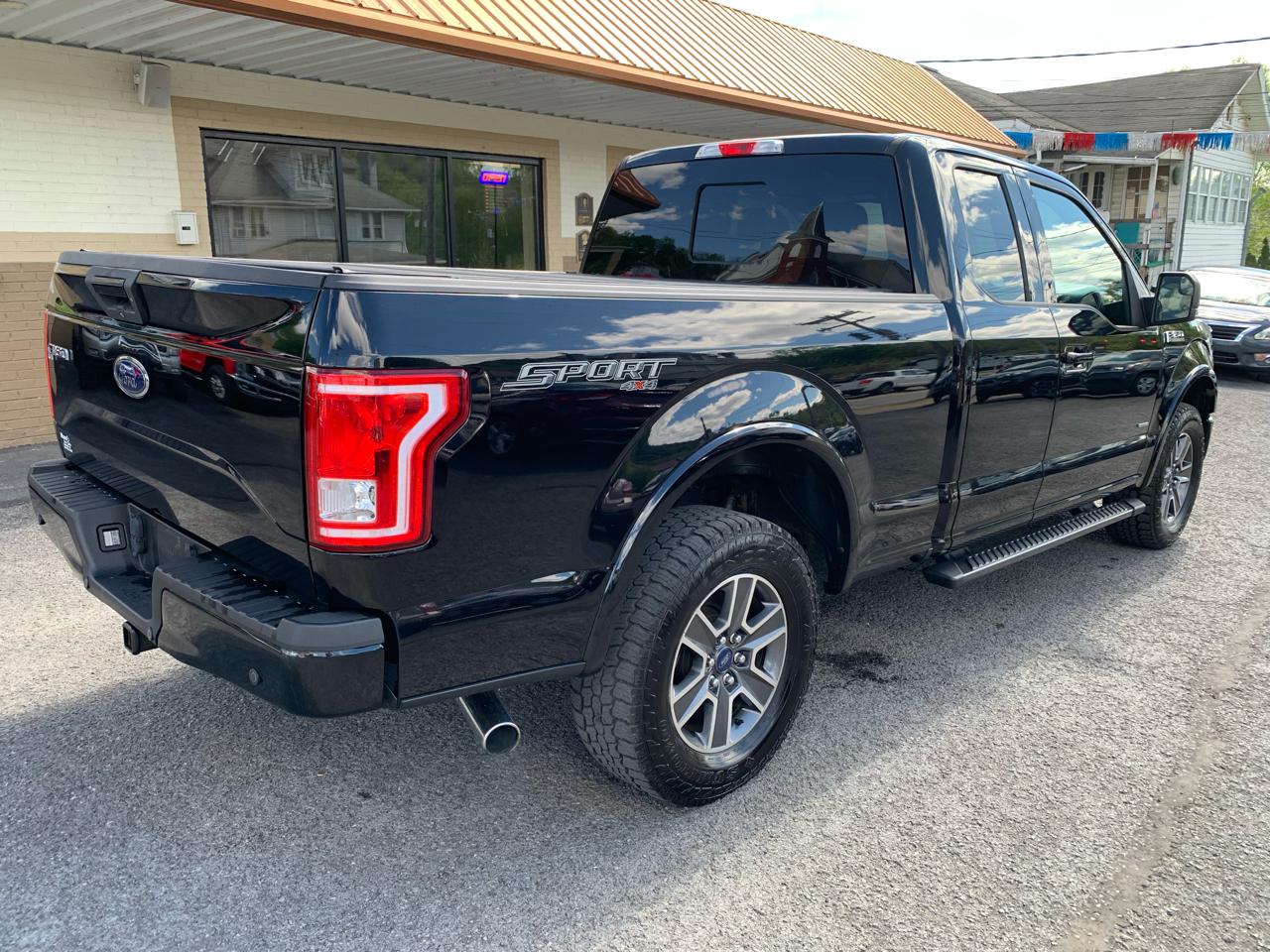 Ford F-150 XLT SuperCab 6.5-ft. Bed 4WD 2017