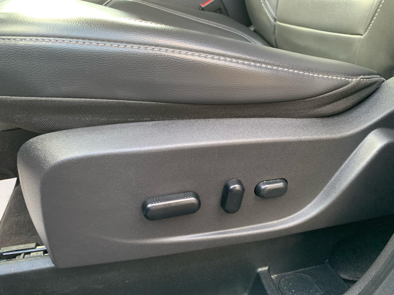 Ford Escape SEL 4WD 2019